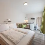 公寓 Centrum Apartmanhaz *