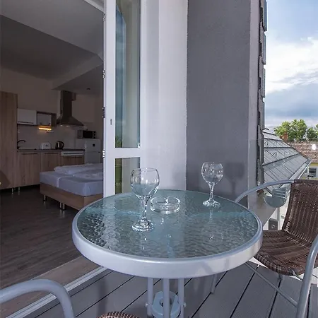 公寓 Centrum Apartmanhaz