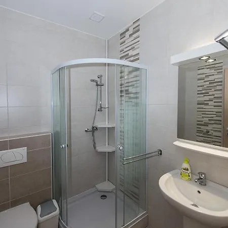 Centrum Apartmanhaz Διαμέρισμα Balatonboglár