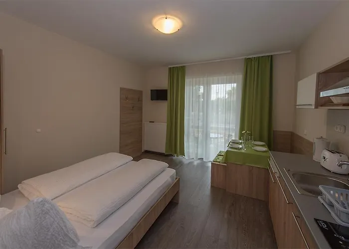 Lägenhet Centrum Apartmanhaz *