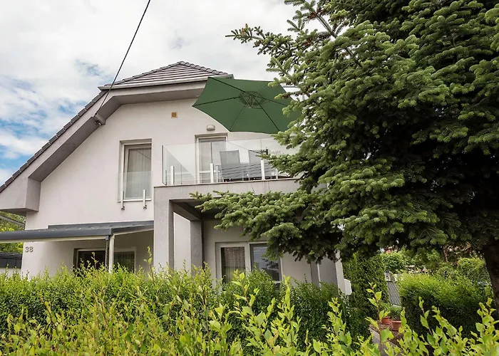 Lägenhet Centrum Apartmanhaz *