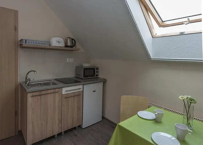 Centrum Apartmanhaz Lägenhet Balatonboglár